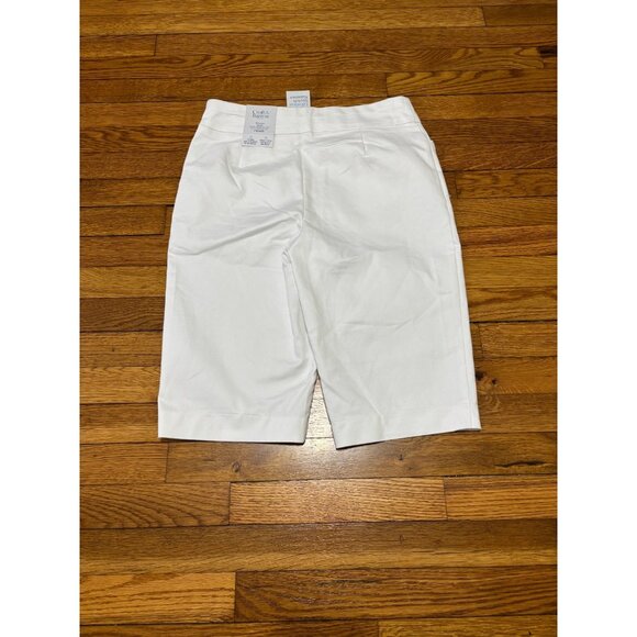 Croft & Barrow Womens Skimmer Pants Size 8 White Effortless Stretch Bermuda NWT - Picture 8 of 8